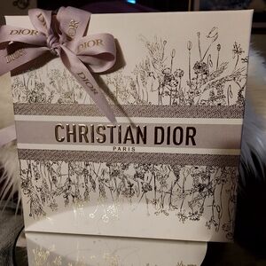 NEW Dior Floral Box & Matching Ribbon 🎀